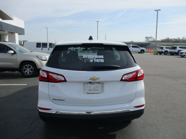 2018 Chevrolet Equinox — rear three-quarter view